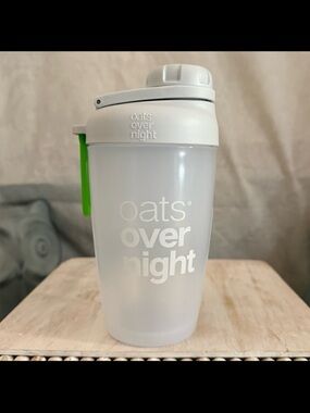 ⚡️Oats Overnight Shaker Cup